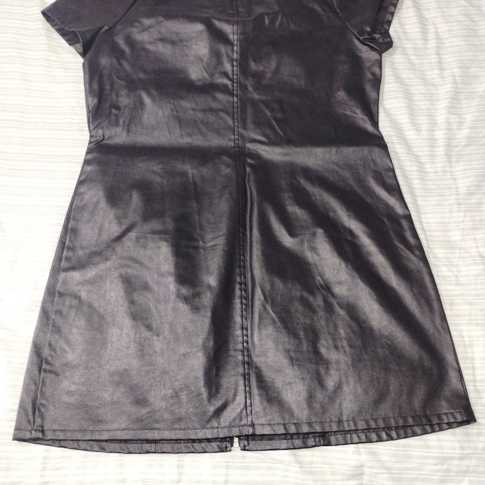 Mini dress - Picture 2 of 4